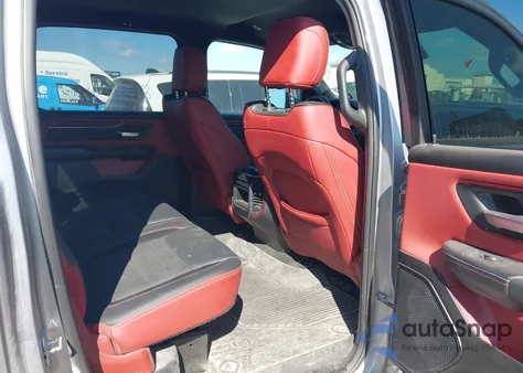 2025 Ram 1500 Rebel 4X4 5'7 Box z USA, uszkodzony, nr VIN 1C6SRFLP7SN576837